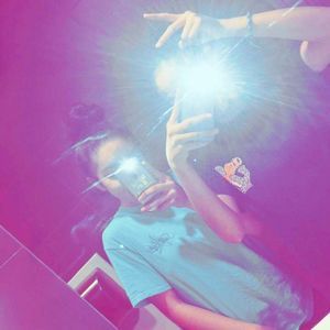 Meet your Posher, Sarai